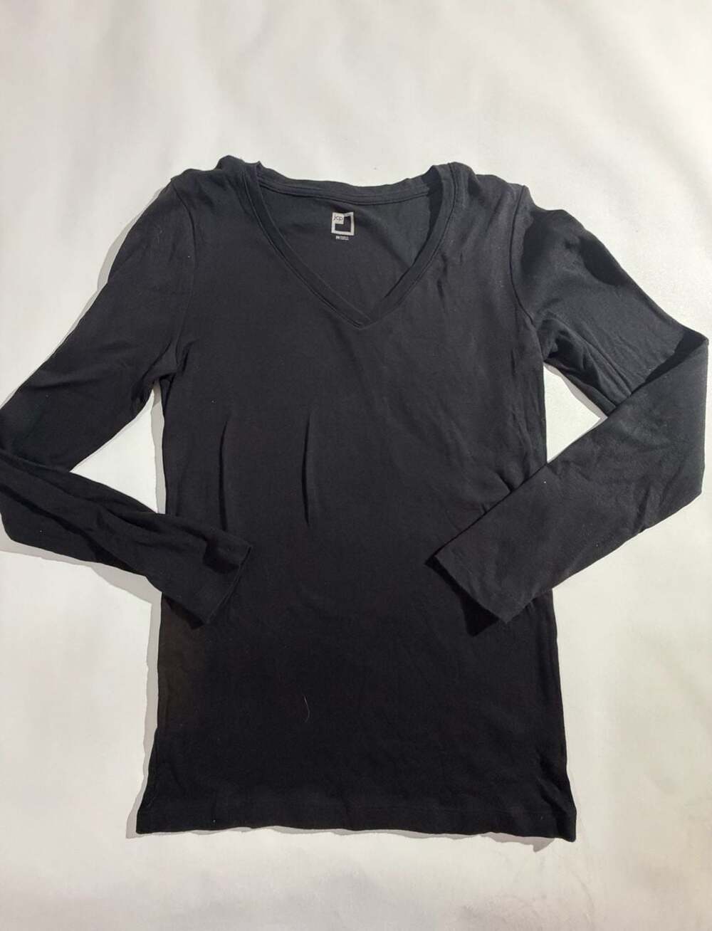 JCP Womens M Black V-Neck Long Sleeve T-Shirt Basic Casual Layer Top